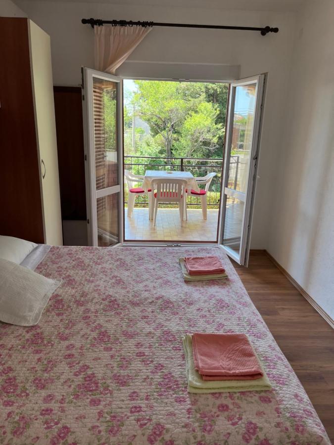 Apartmani Sekana Стариград-Пакленица Екстериор снимка